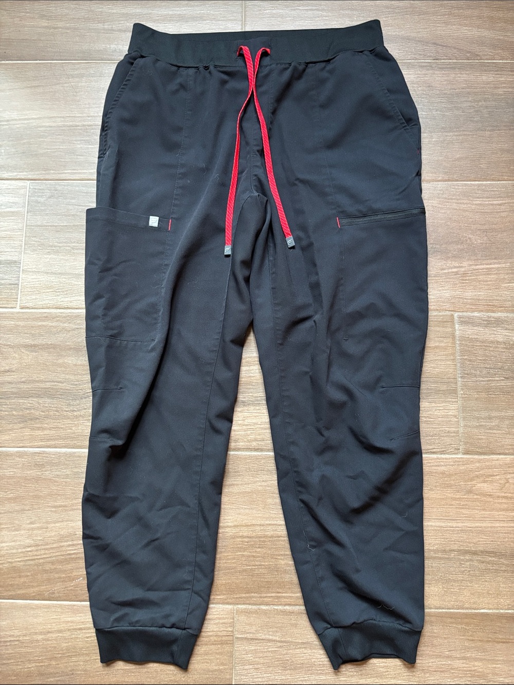 Fabletics Women’s Mid Rise On Call Black Scrub Jogger Pants